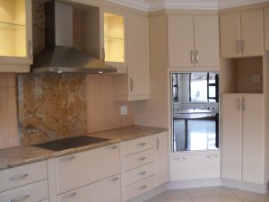 house-monte-cristo-24-kitchen-1